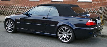 Dieses Foto zeigt ein BMW M3 E46 Oldtimer-Cabrio.