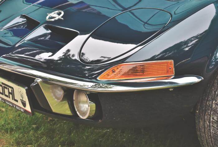 Front eines Opel GT Oldtimers