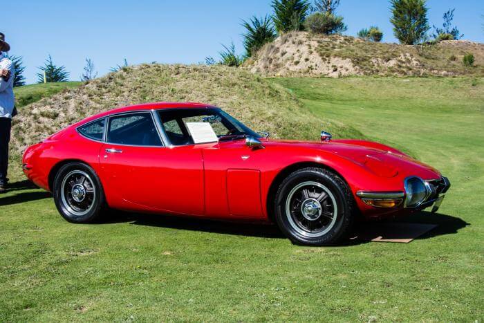 roter Toyota 2000 GT Oldtimer