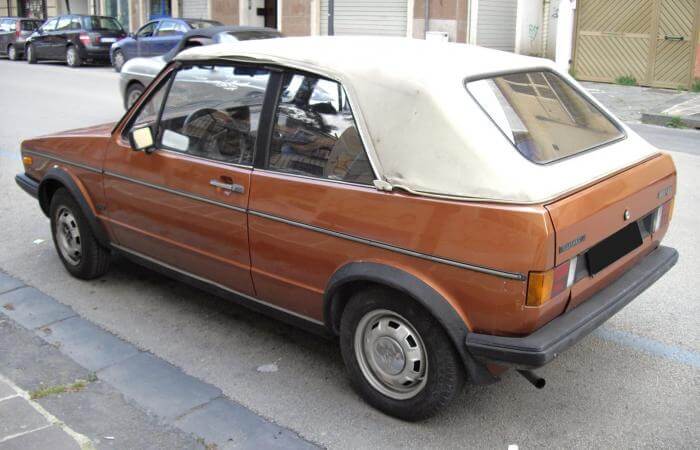 Oldtimer VW Golf 1 Cabriolet