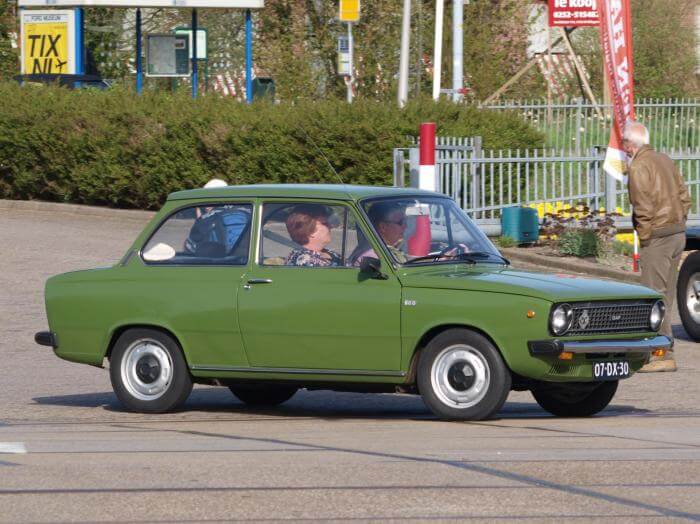 grüner DAF 66 Oldtimer aus dem Jahr 1974